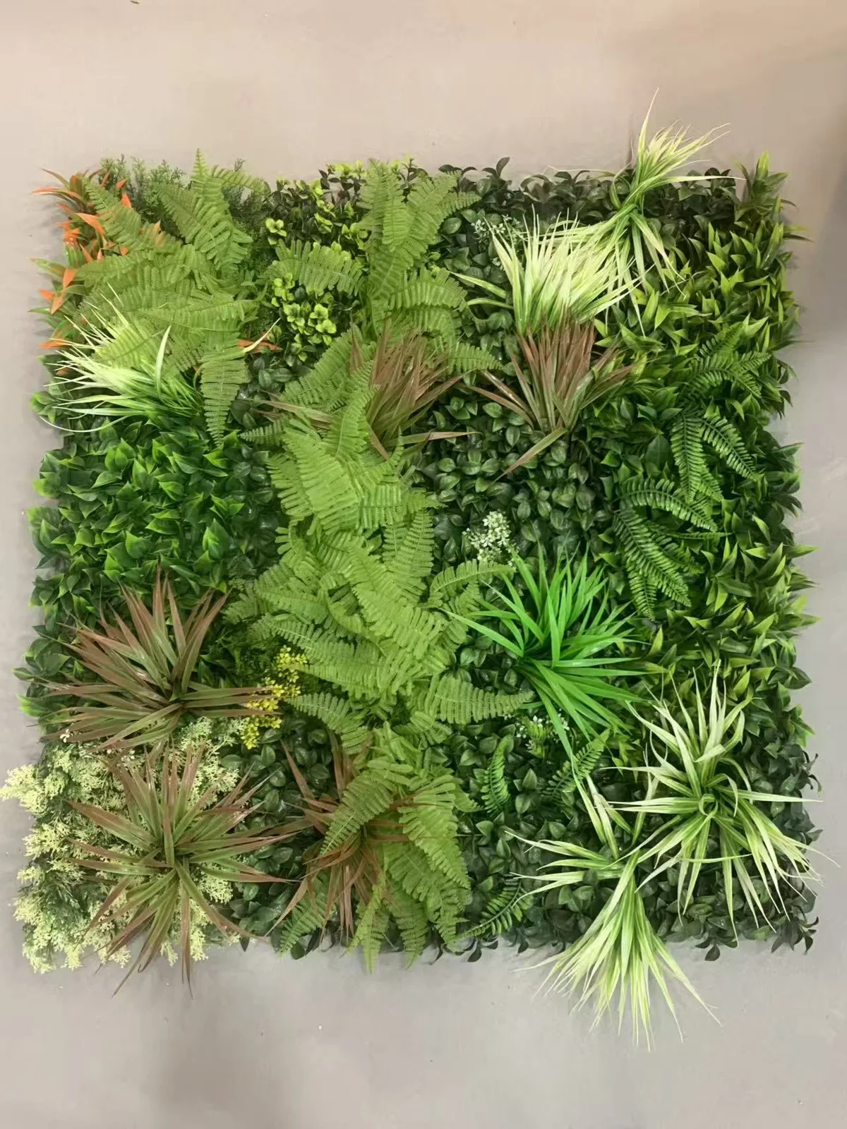 Photo du panneau floral Esprit fougère