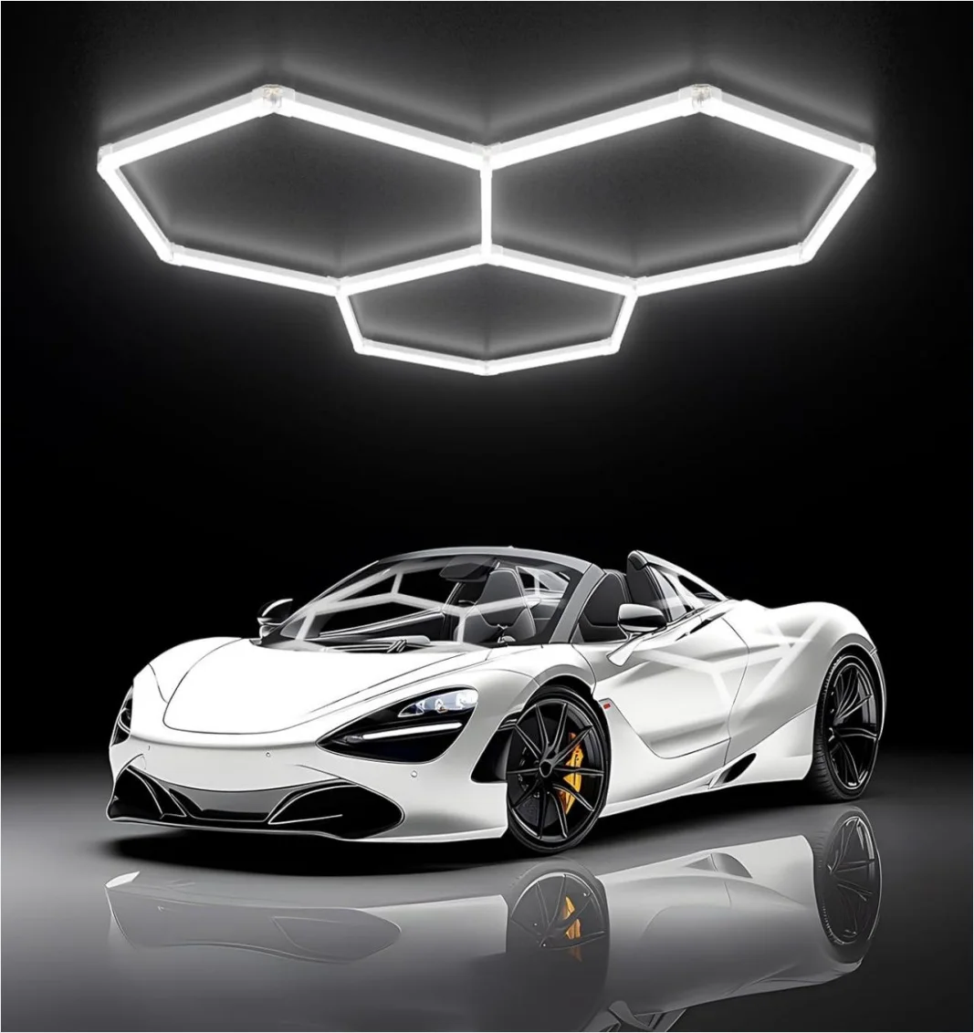 Plafonnier LED hexagonal CT-0302 allumé